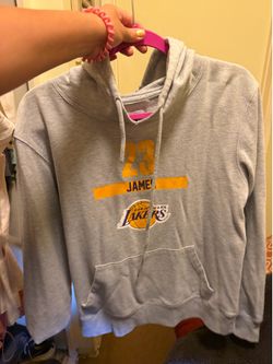 Lakers sweater