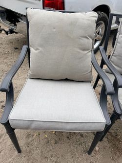 Outdoor Patio Chair with Cushions