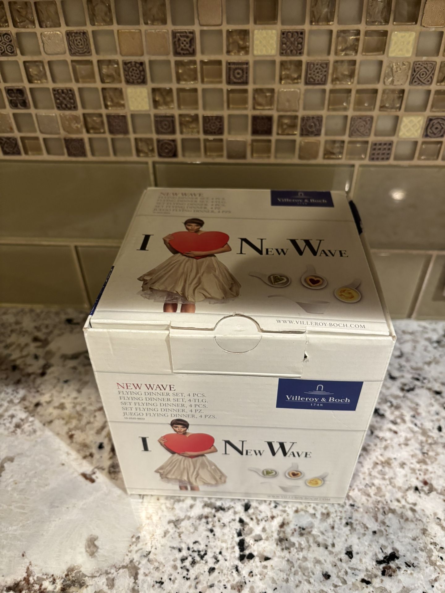 Villeroy & Boch New Wave Dipping Bowls – 4pc Set (New / Open Box, $100 + Tax Retail)