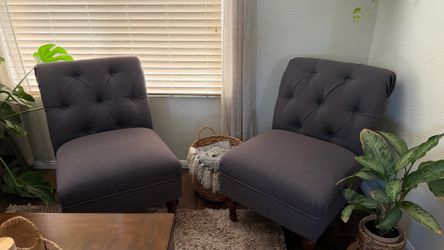 Set of two accent chairs