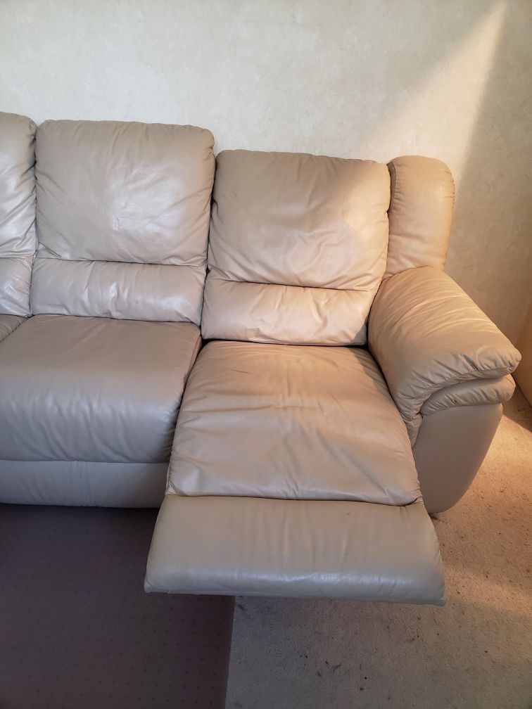 Leather Natuzzi Recliner Couch