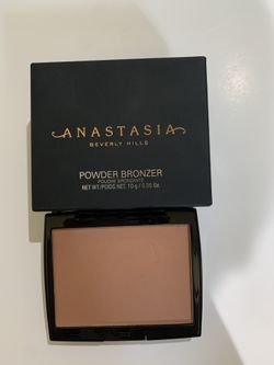 Anastasia Beverly Hills Powder Bronzer