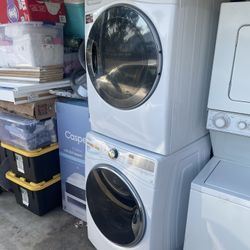 Whirlpool and lg Stackable Washer and gas dryer Excellent working condition W27 D31.5 H77 Washer 4.3 cu ft Dryer 7.3 cu ft 3 months warranty parts and