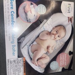 The First Years Sure Comfort Folding Baby Bather New Open Box