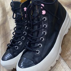 Women’s Lugged Leather Converse 8.5