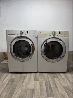 LG washer and gas dryer laundry set