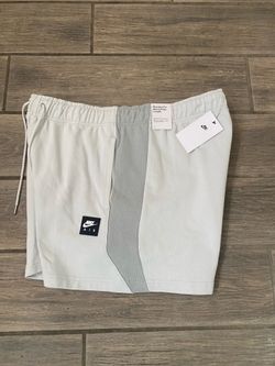 XL men Nike shorts new with tags