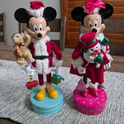 Mickey Minnie Nutcrackers - S Corona 92883