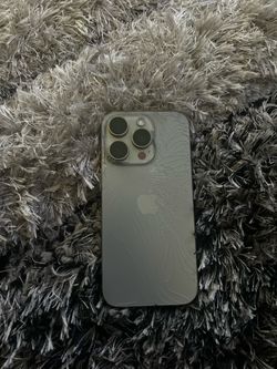 iPhone 16 Pro Titanium