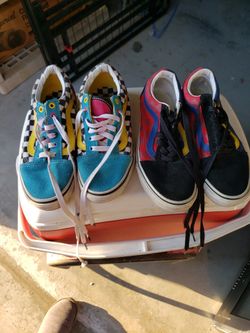 2 Pairs Of Vans Size 3.5 KIDS