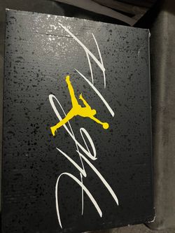 Yellow thunders