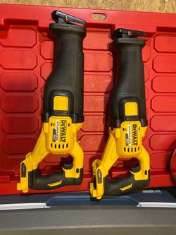 Saws Dewalt 60Volt Flexvolt Nuevos $160 each