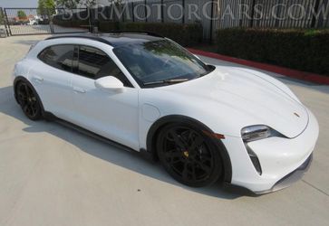 2022 Porsche Taycan Cross Turismo