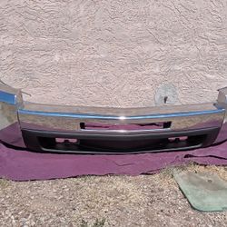 07-13 Chevy Silverado 2500/3500HD Front Bumper With Brackets And Hardware 