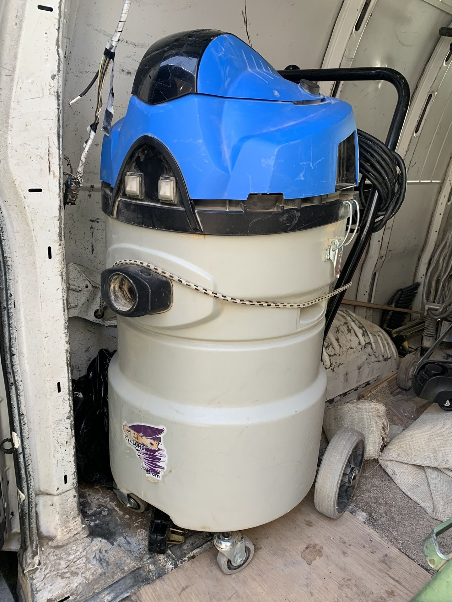 Ceno Cyclone Vacuum