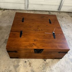 Chest Table