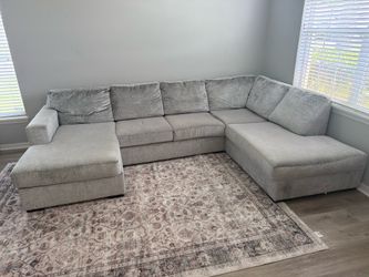 Sectional couch