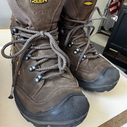 Keen Hiking Boots 