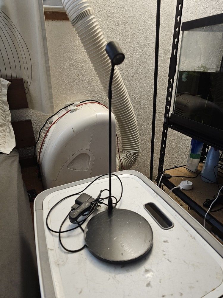 Aquarium Light With Base Support