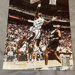 Karl Malone Certified Autograph 8”x10” Photo !