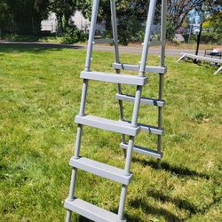 Pool Ladder