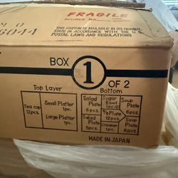 Noritake Vintage Rosemarie 96pc Dinner set