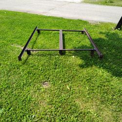 Queen Size Bed Frame Metal 