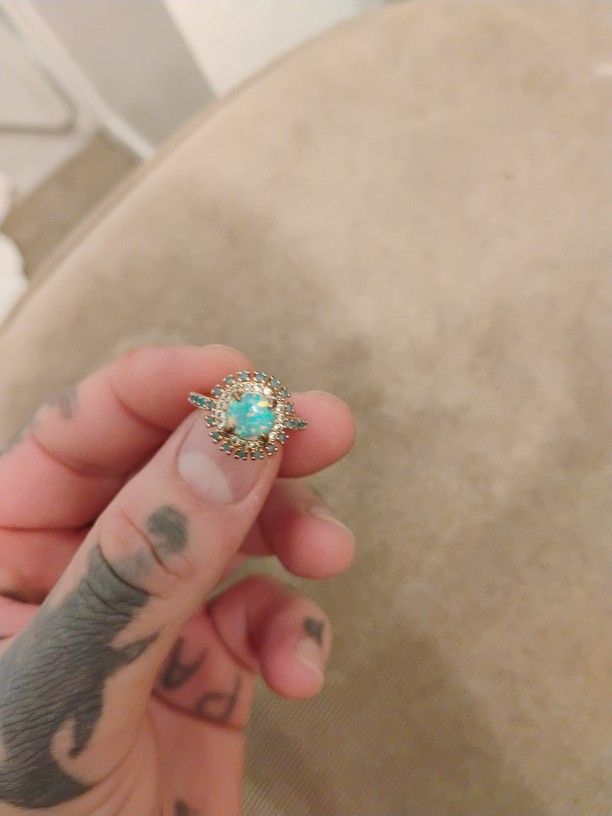 Torquise Gem With Diamonds Ring