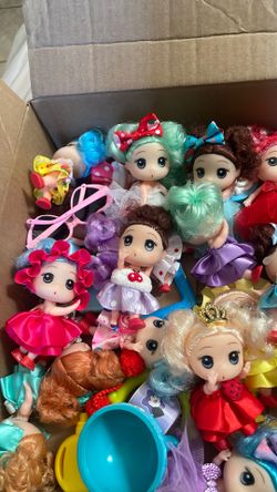 Mini dolls