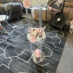 Set Of 2 Center Pieces With Fliwers 
