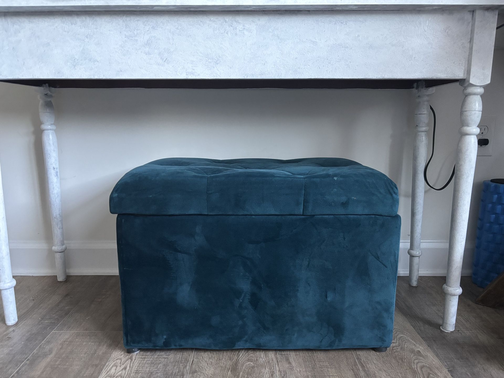 Velvet Storage Ottoman – Teal Tufted Cube
