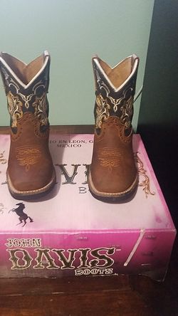John Davis boots. Boy-size 9