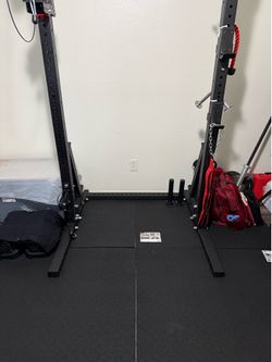 SML-1 ROGUE 70" MONSTER LITE SQUAT STAND