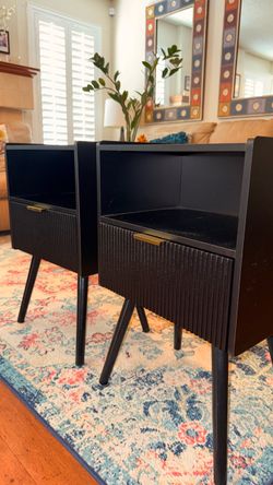 Modern Fluted Black Nightstands