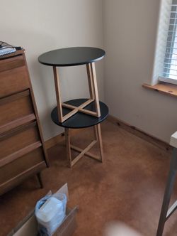 2 Night Stand/ End Tables