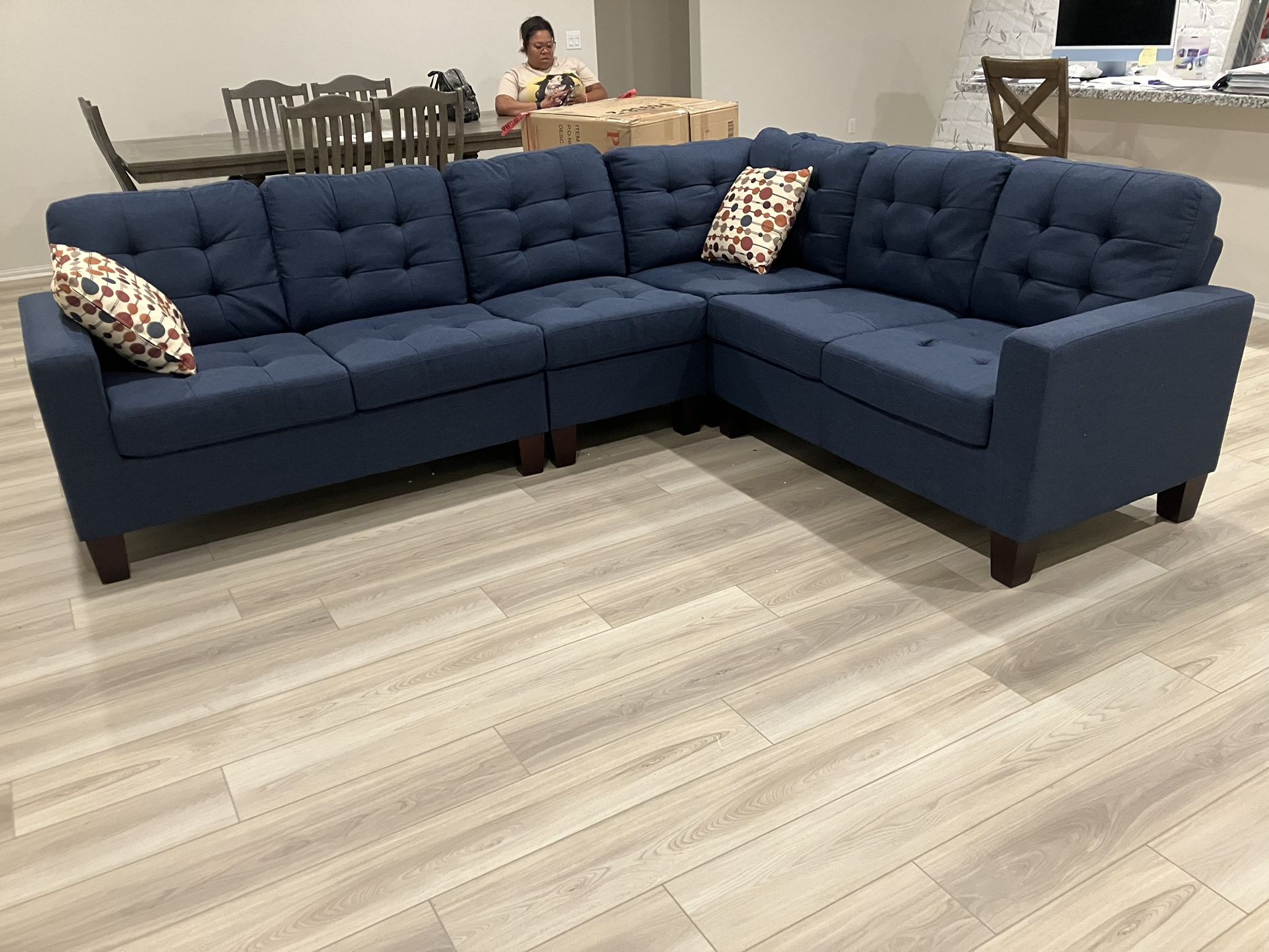 Sectional Sofa Set