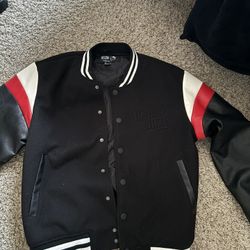 hello kitty bomber jacket size s