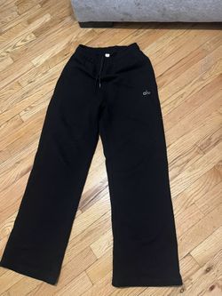 Alo Pants Size S Never Worn 