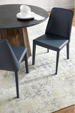 New Surya Designer Set of 4 Chairs