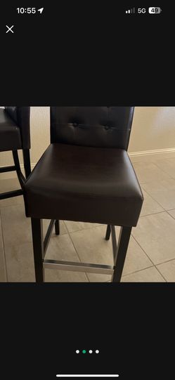 1 High Stool (29tall)