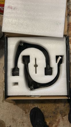 2016-2023 TOYOTA TACOMA OEM UCA