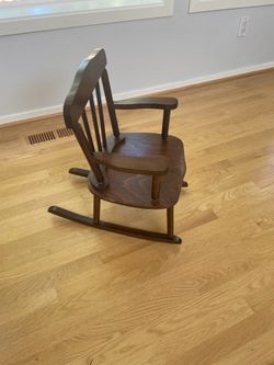 Toddler rocking chair