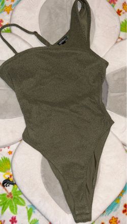 Wild fable women’s open back body suit, size s