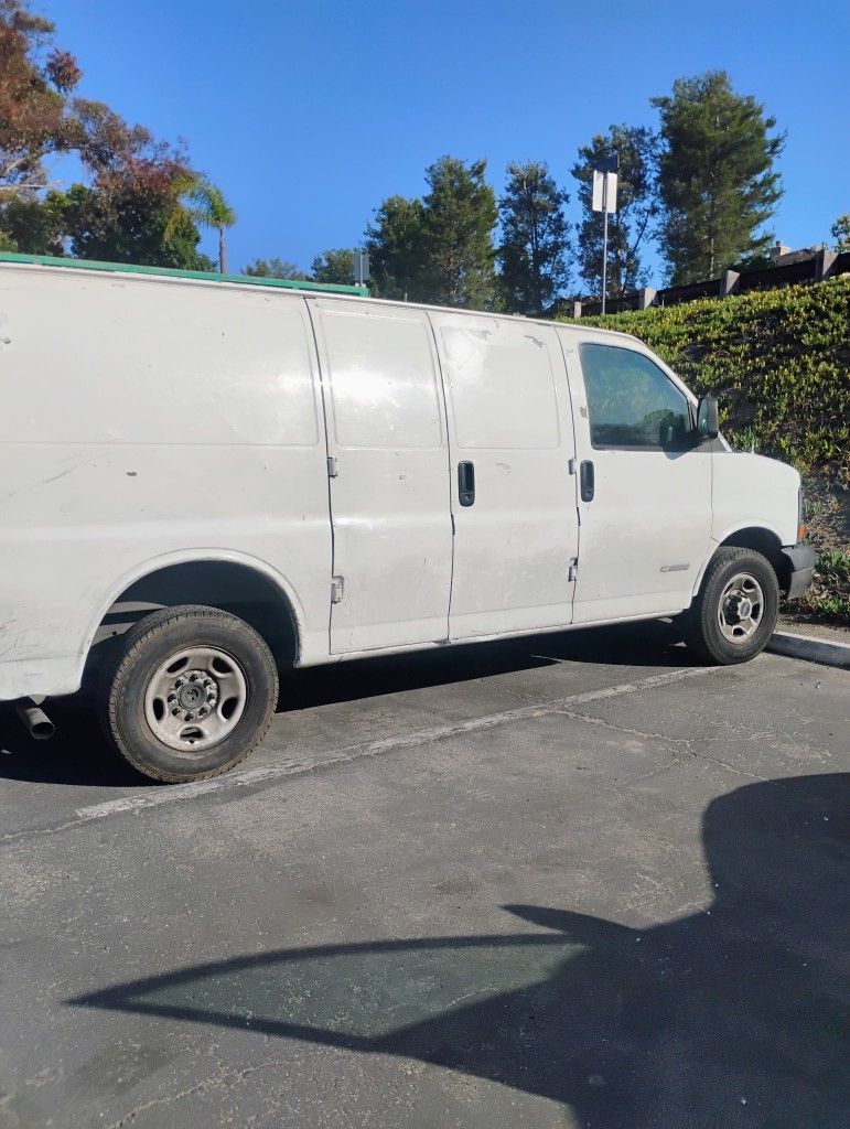 Chevy Van 2500