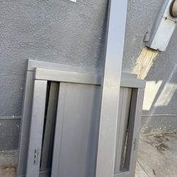 Twin Size Wood Bed Frame With Matress 