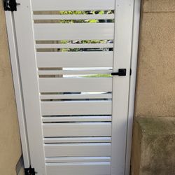 Vinyl Gates 