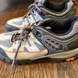 Women Hiking Shoes Size 6