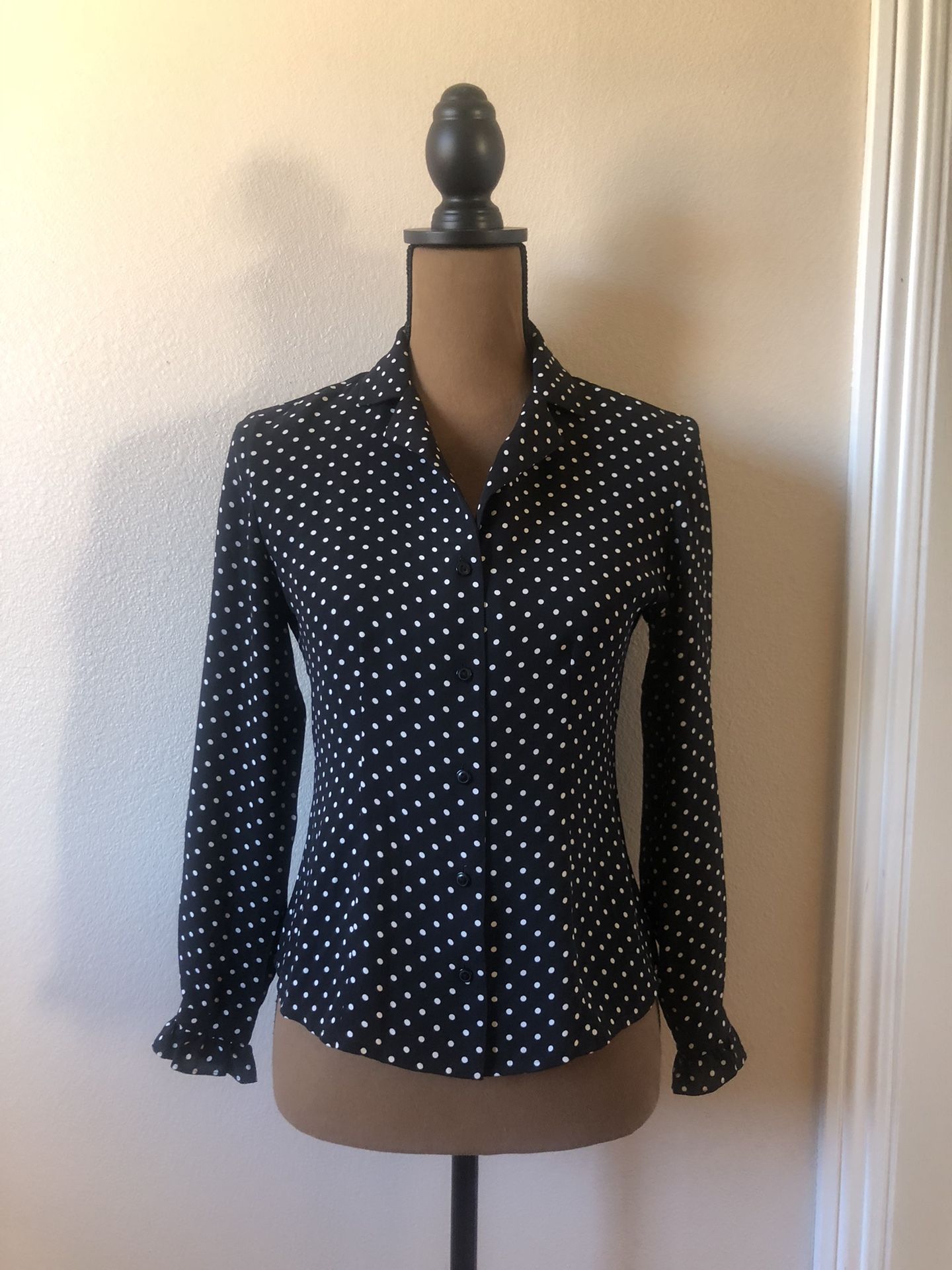 Women’s Vintage Long Sleeve Blouse Size 2