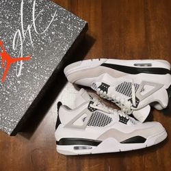 Jordan 4’s Military 