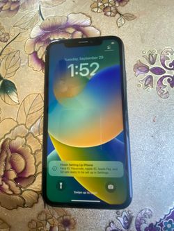 iPhone XR 128 unlocked No sim restrictions